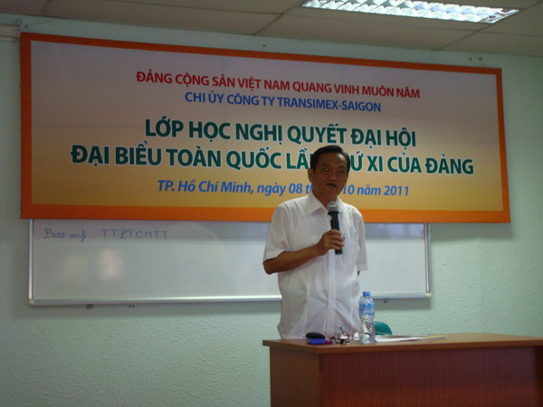 Tiến sỹ Trần Du Lịch - Phó Trưởng đoàn chuyên trách đại biểu Quốc hội Thành phố, Ủy viên Ủy Ban Kinh tế Quốc hội